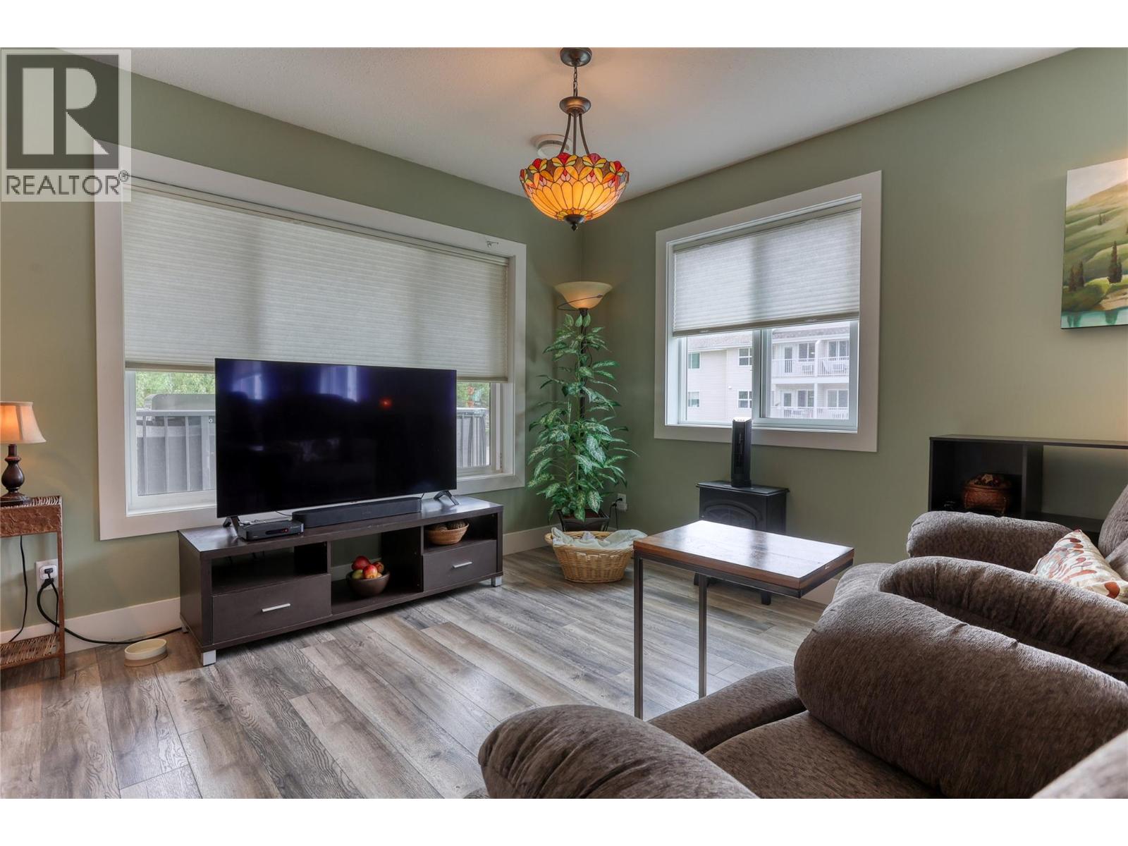 495 Columbia Street, Castlegar, British Columbia  V1N 1G8 - Photo 33 - 10388199