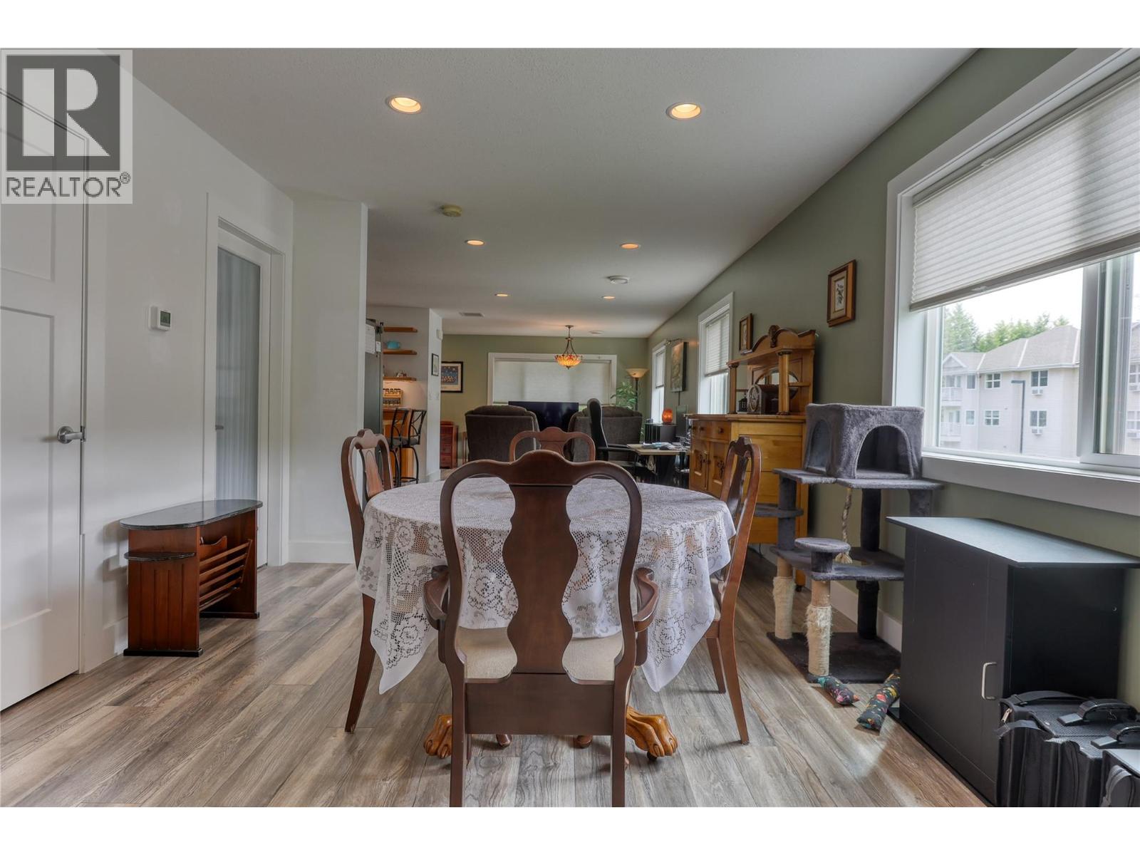495 Columbia Street, Castlegar, British Columbia  V1N 1G8 - Photo 36 - 10388199