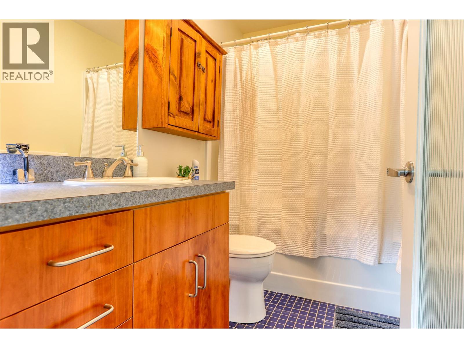 495 Columbia Street, Castlegar, British Columbia  V1N 1G8 - Photo 38 - 10388199