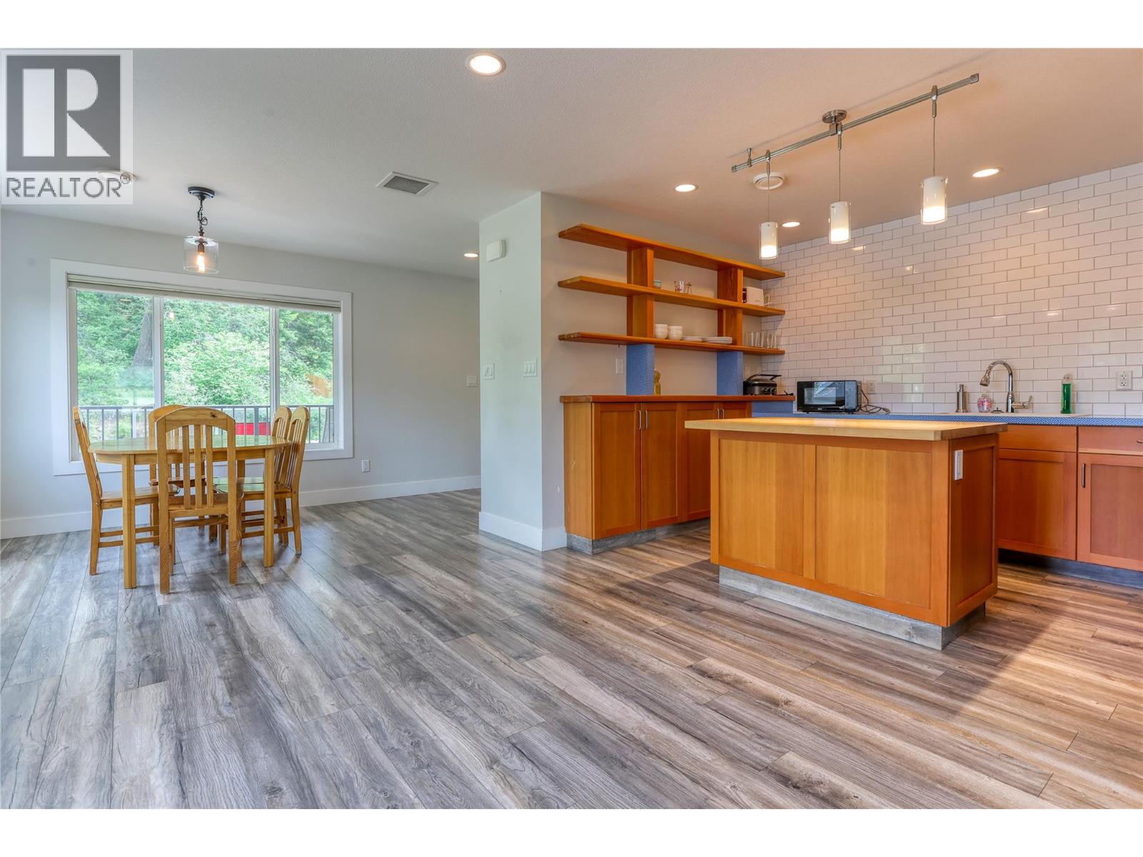 495 Columbia Street, Castlegar, British Columbia  V1N 1G8 - Photo 44 - 10388199