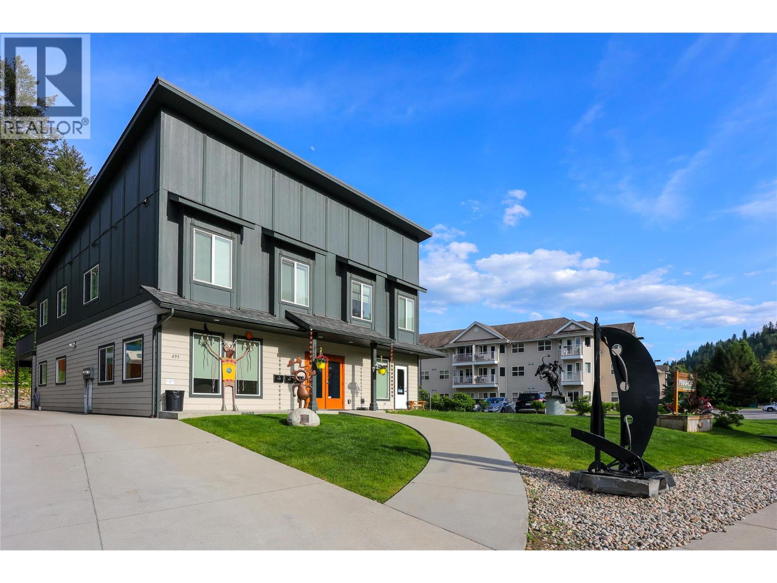 495 Columbia Street, Castlegar, British Columbia  V1N 1G8 - Photo 5 - 10388199
