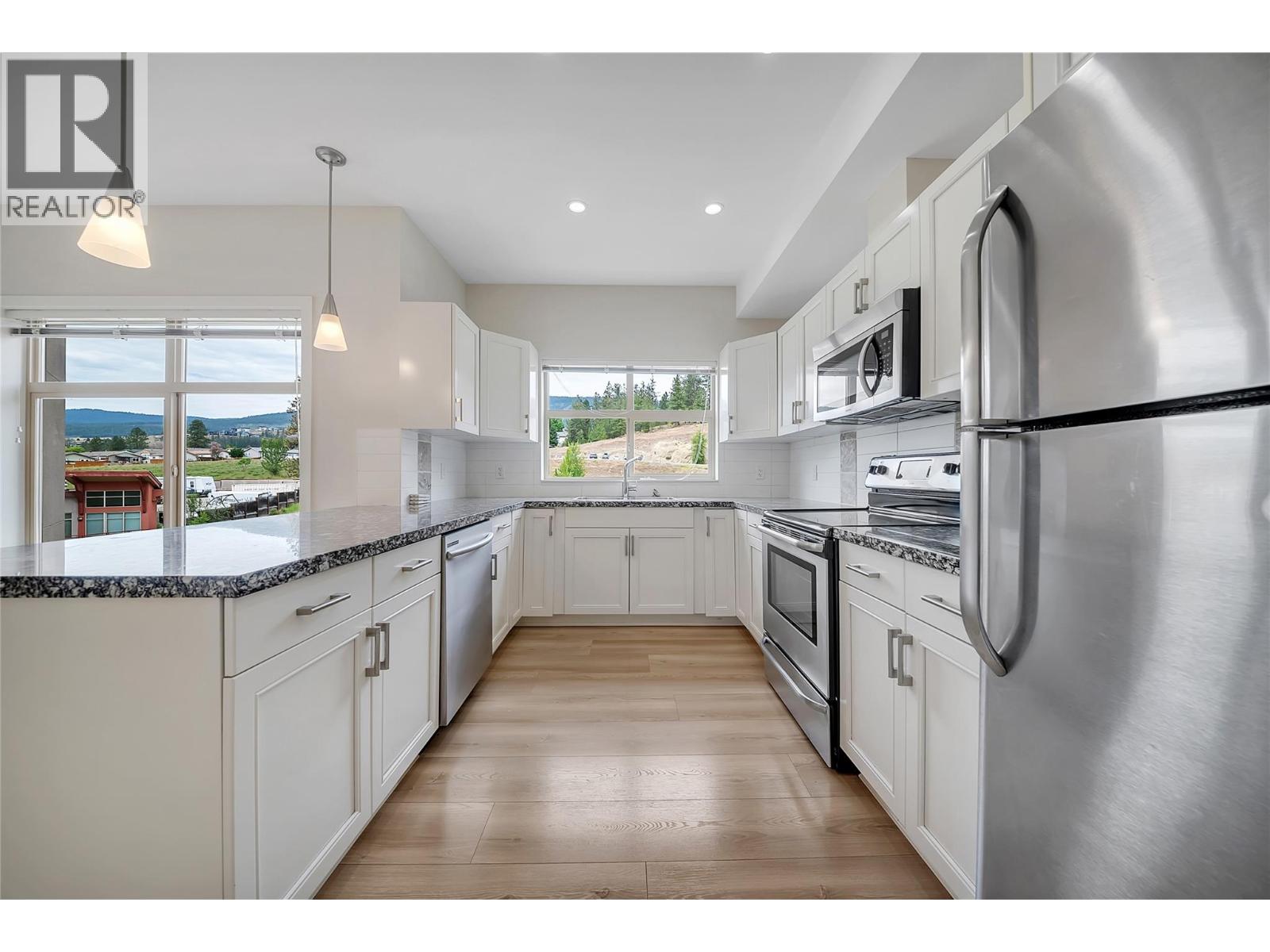 3220 Skyview Lane Unit# 409, West Kelowna, British Columbia  V4T 3J4 - Photo 3 - 10388512