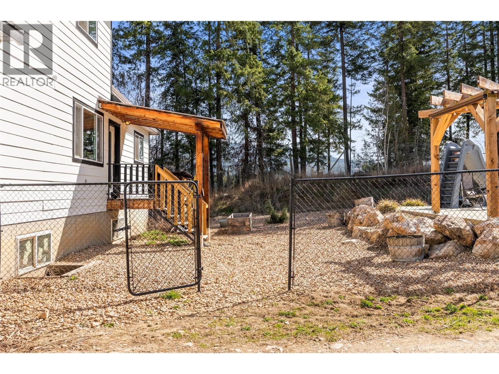 4150 20 Avenue Se, Salmon Arm, British Columbia  V1E 1X9 - Photo 40 - 10389959