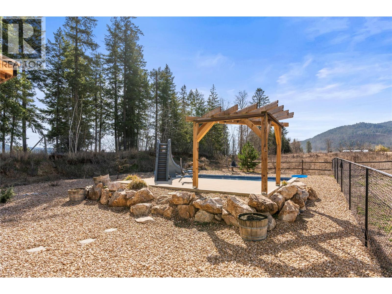 4150 20 Avenue Se, Salmon Arm, British Columbia  V1E 1X9 - Photo 41 - 10389959