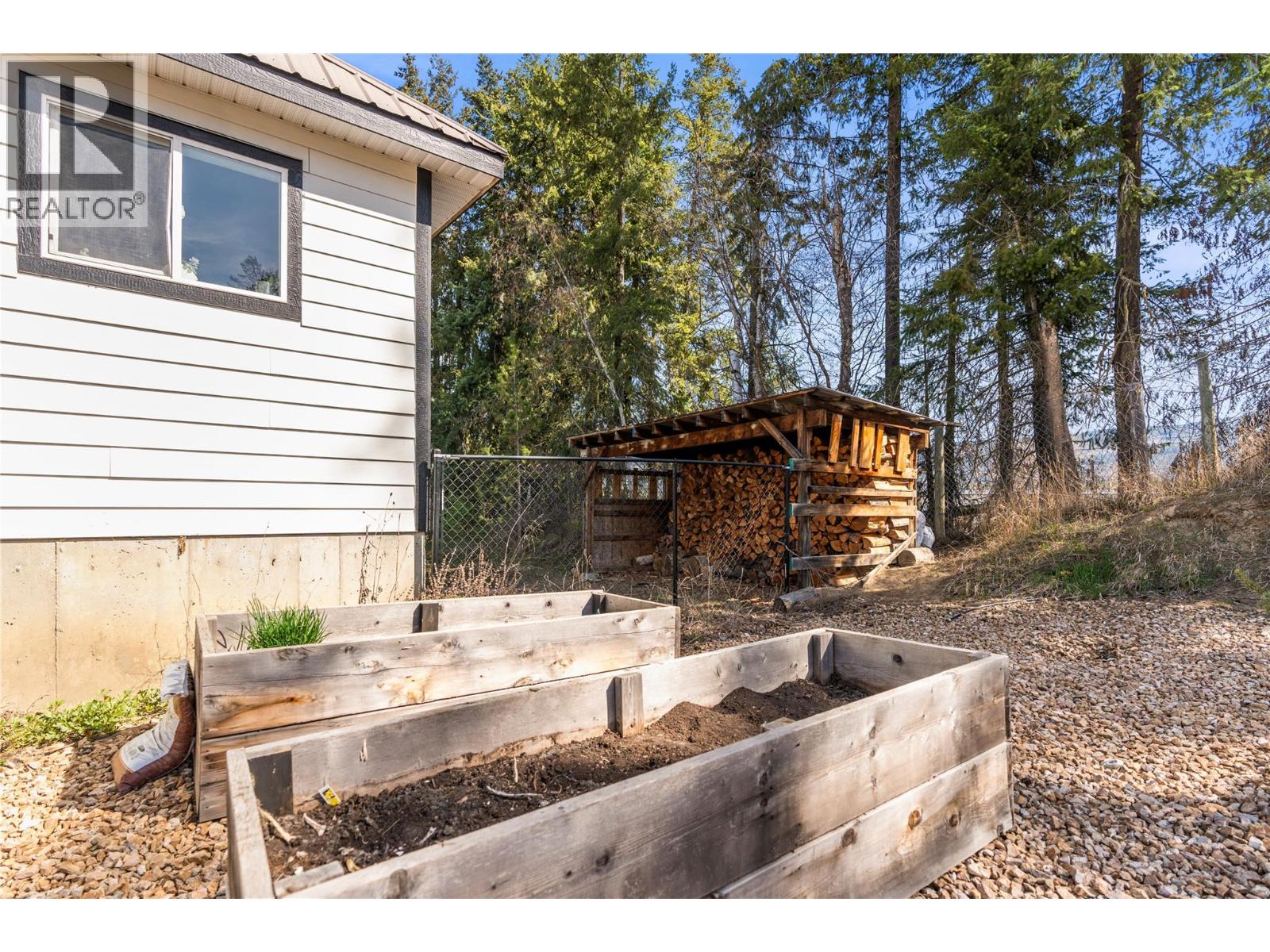 4150 20 Avenue Se, Salmon Arm, British Columbia  V1E 1X9 - Photo 47 - 10389959