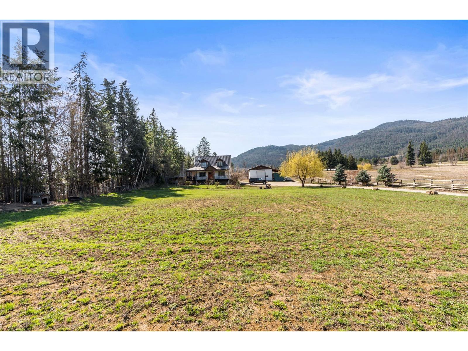 4150 20 Avenue Se, Salmon Arm, British Columbia  V1E 1X9 - Photo 9 - 10389959
