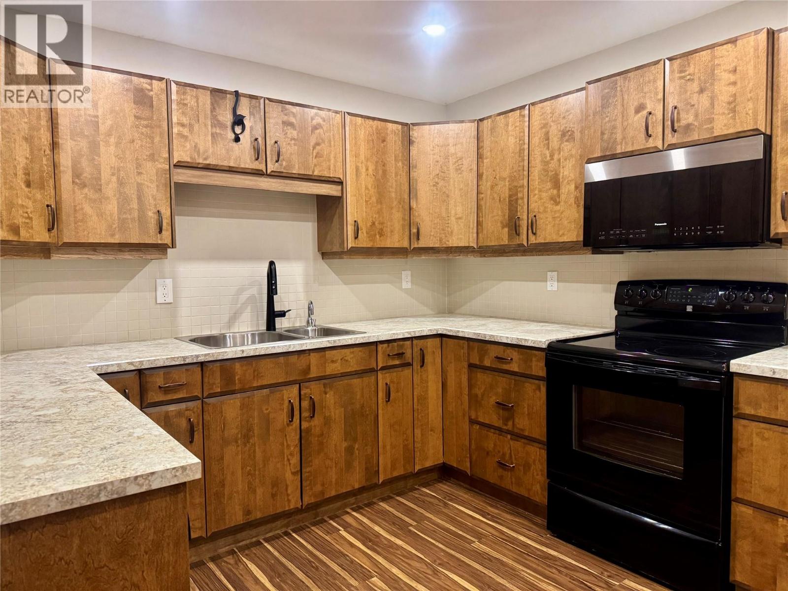 539 Sutherland Avenue Unit# 106, Kelowna, British Columbia  V1Y 5X3 - Photo 13 - 10389953