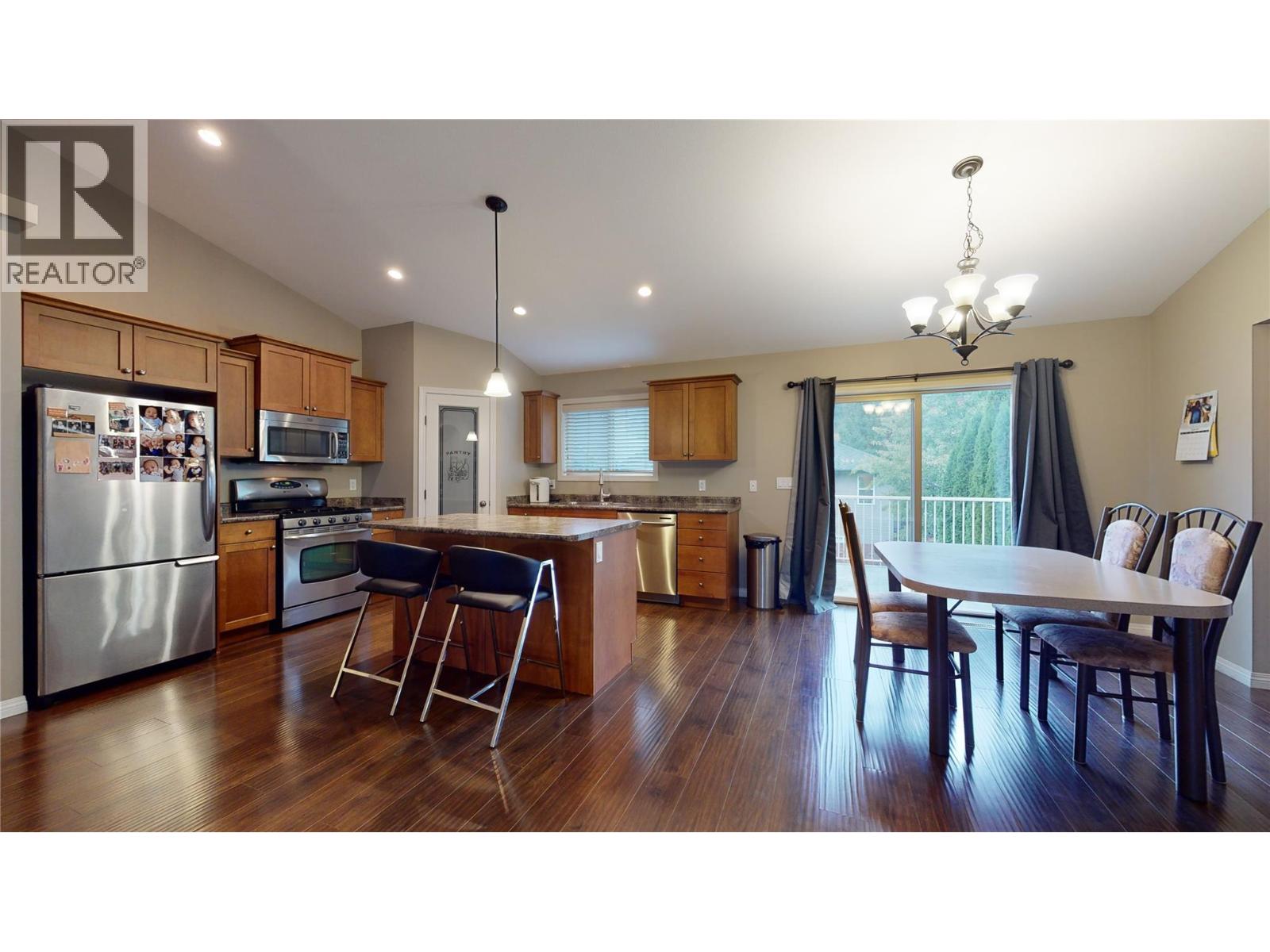 2854 Auburn Road, West Kelowna, British Columbia  V4T 3B2 - Photo 2 - 10389988