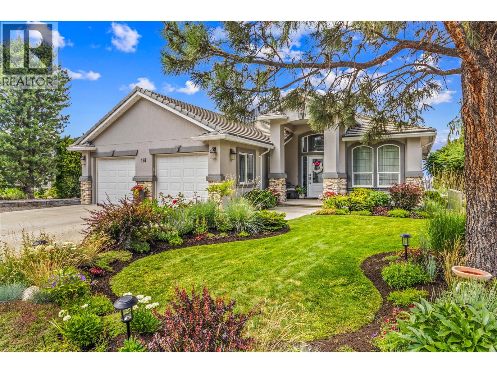 187 Coppertree Court, Kamloops, British Columbia  V2E 2N4 - Photo 1 - 10389887