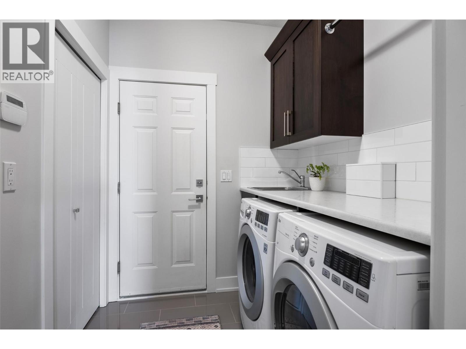 187 Coppertree Court, Kamloops, British Columbia  V2E 2N4 - Photo 34 - 10389887