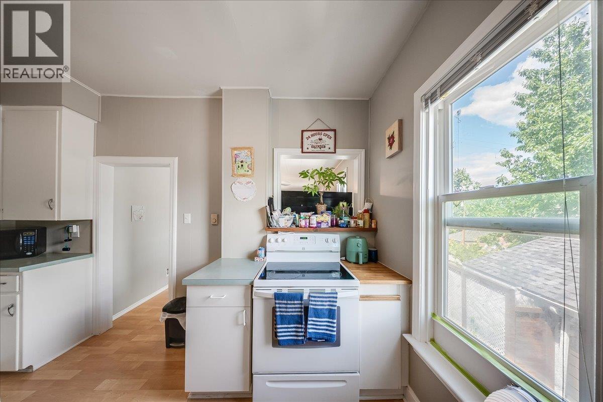 542 Spokane Street, Trail, British Columbia  V1R 3V8 - Photo 21 - 10389888