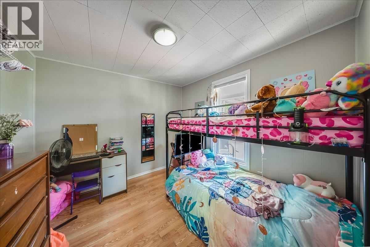542 Spokane Street, Trail, British Columbia  V1R 3V8 - Photo 25 - 10389888