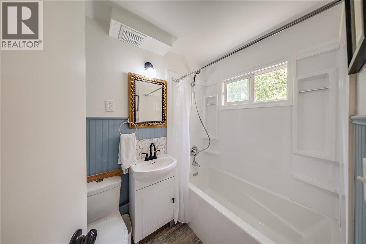 542 Spokane Street, Trail, British Columbia  V1R 3V8 - Photo 36 - 10389888