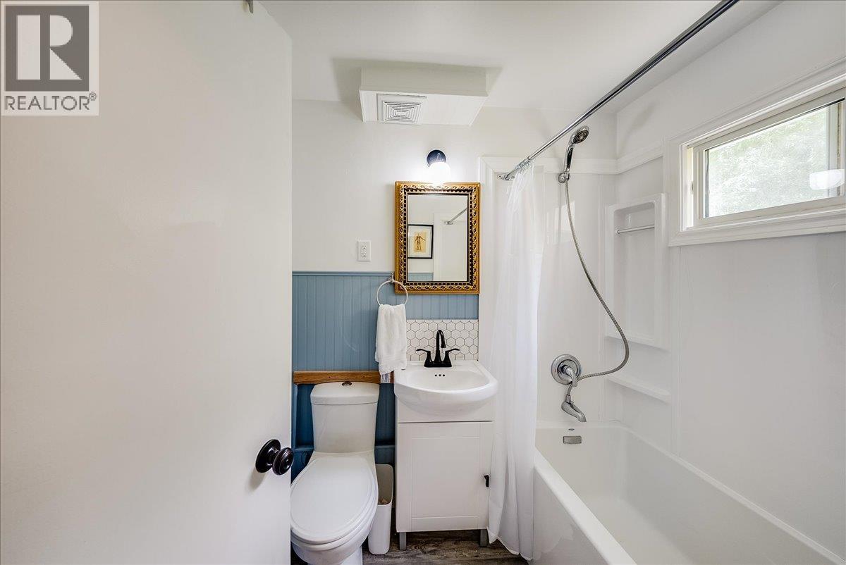 542 Spokane Street, Trail, British Columbia  V1R 3V8 - Photo 37 - 10389888