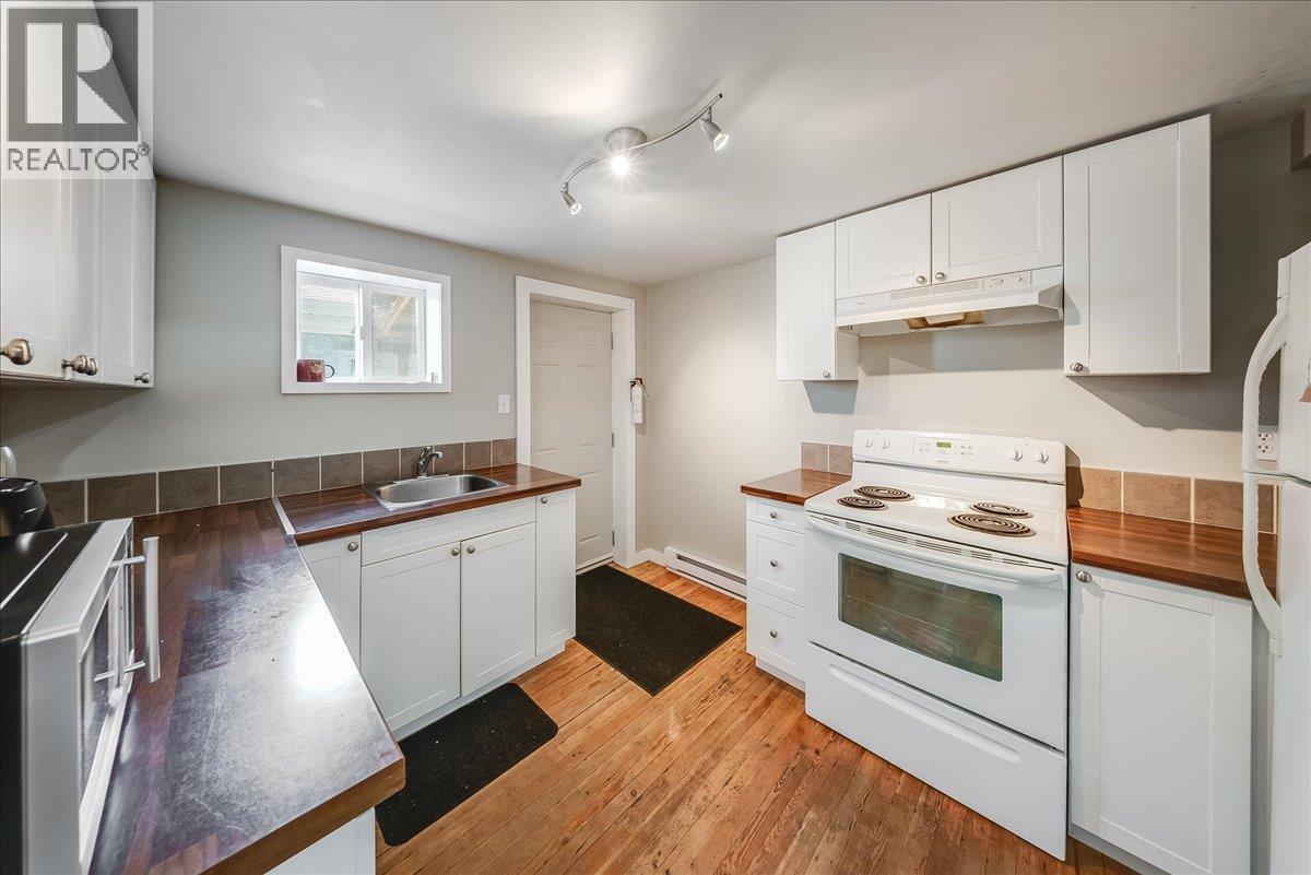 542 Spokane Street, Trail, British Columbia  V1R 3V8 - Photo 7 - 10389888