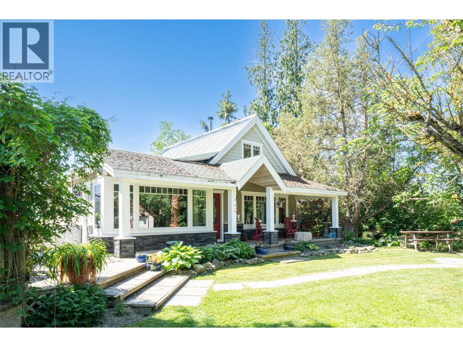 749 Enderby - Grindrod Road, Enderby, British Columbia  V4Y 4K1 - Photo 1 - 10389352