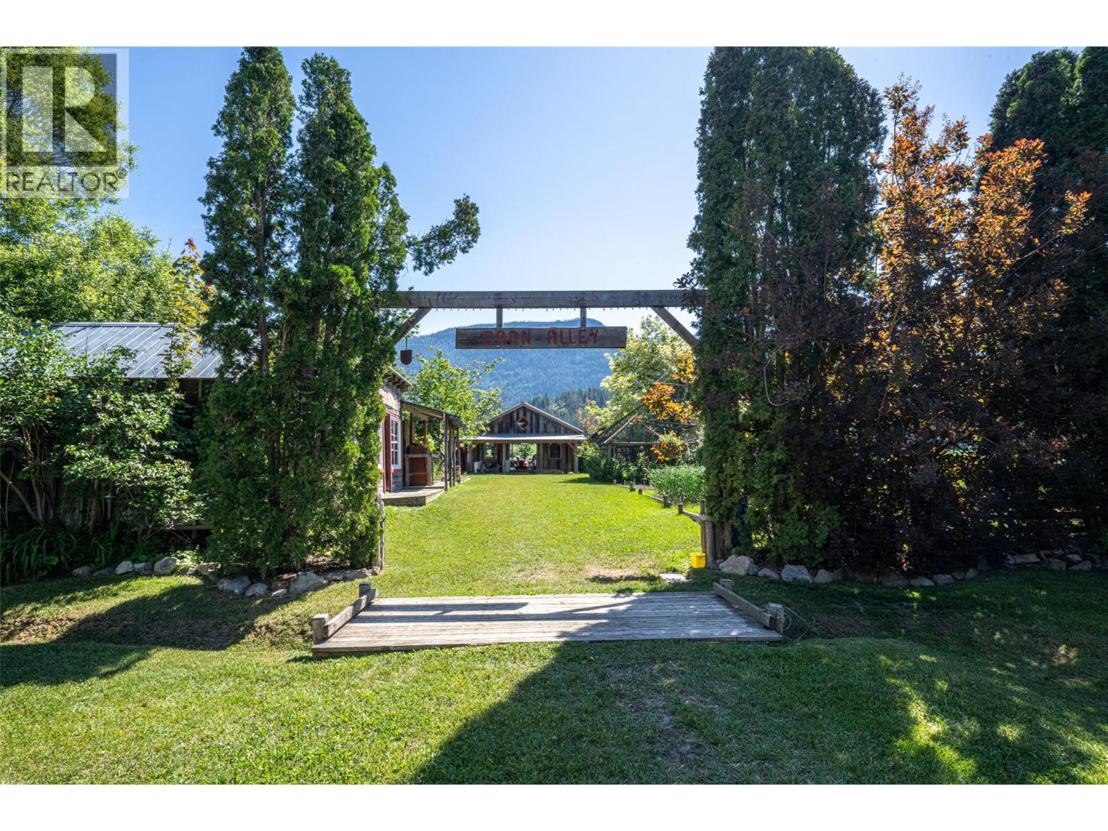 749 Enderby - Grindrod Road, Enderby, British Columbia  V4Y 4K1 - Photo 6 - 10389352