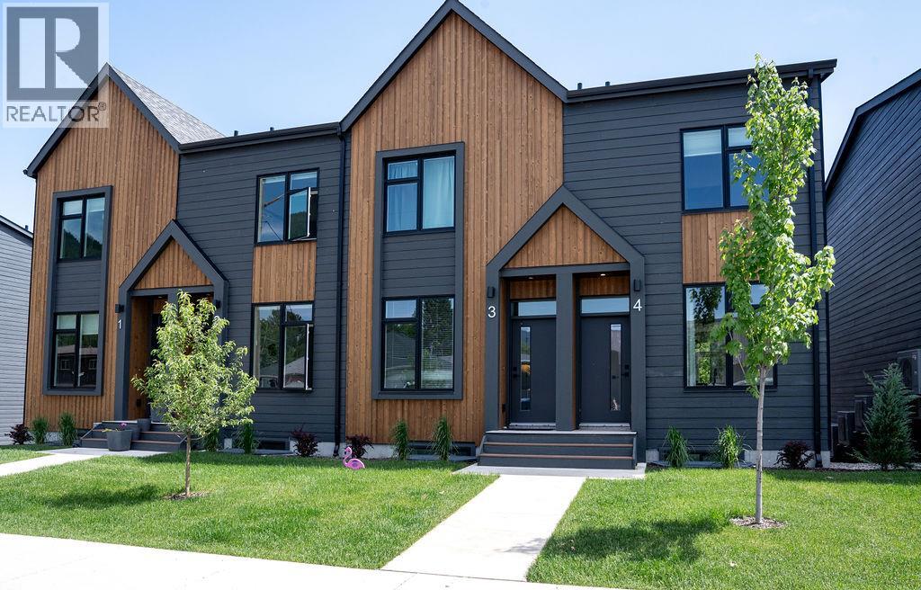 414 Humbert Street Unit# 4, Revelstoke, British Columbia  V0E 2S0 - Photo 1 - 10389037