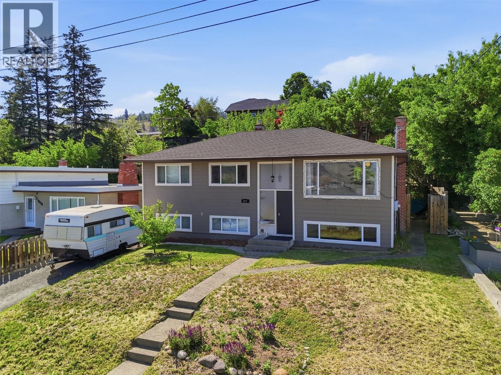 677 Fraser Street, Kamloops, British Columbia  V2C 3H1 - Photo 2 - 10388408
