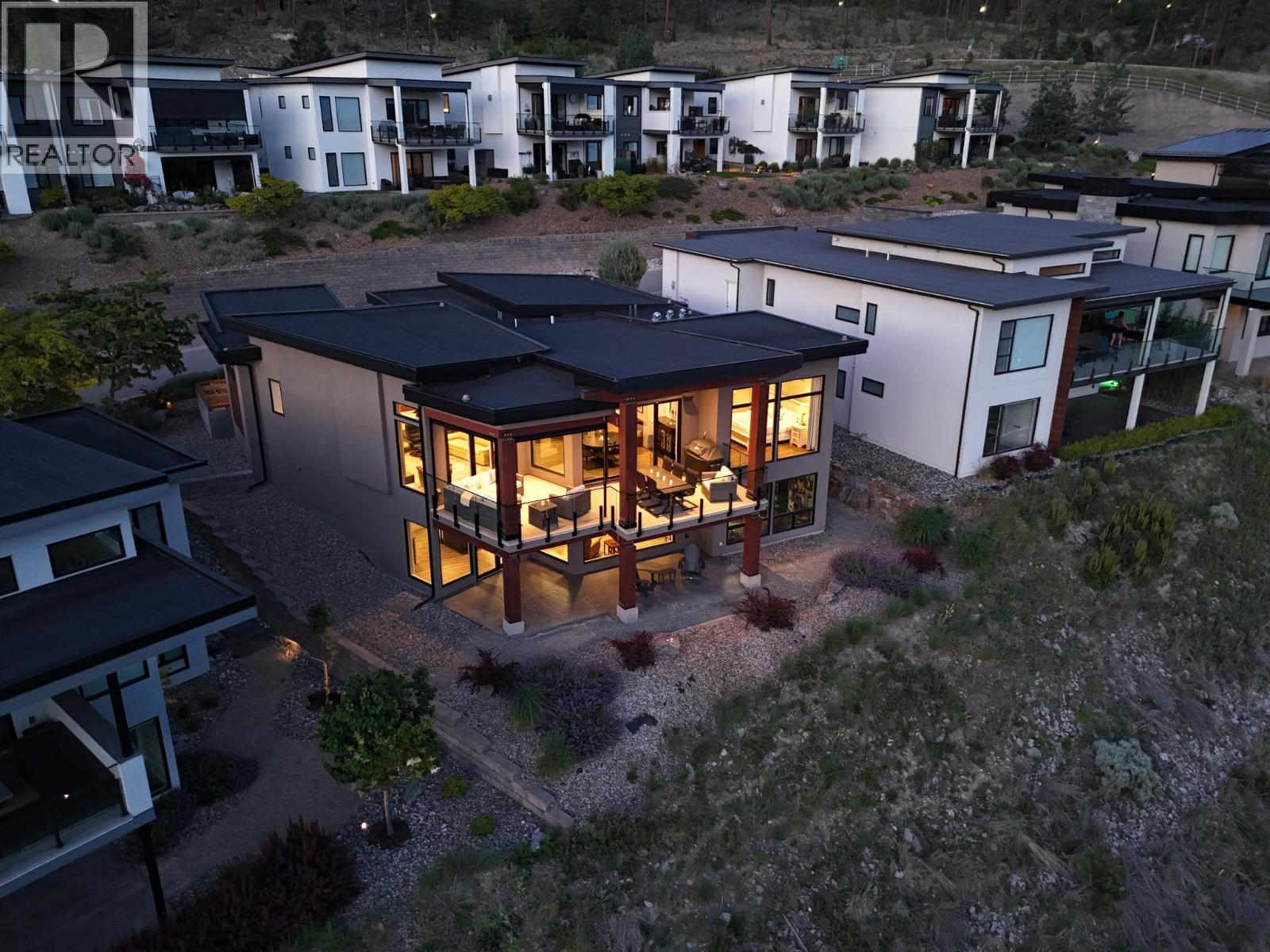 1726 Limestone Drive, Lake Country, British Columbia  V4V 2T4 - Photo 7 - 10389776