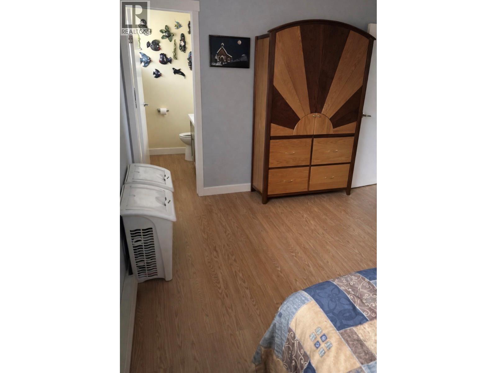 2052 Atkinson Street, Penticton, British Columbia  V2A 8H5 - Photo 17 - 10390112