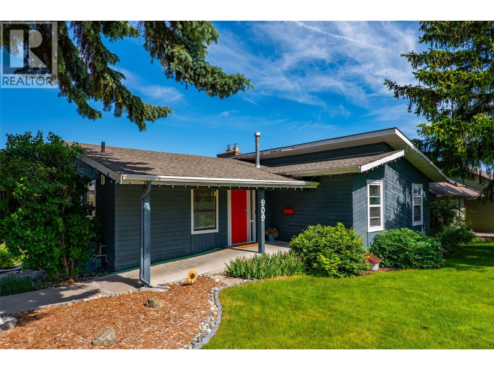 909 Fleming Circle, Kamloops, British Columbia  V1S 1B5 - Photo 1 - 10390009