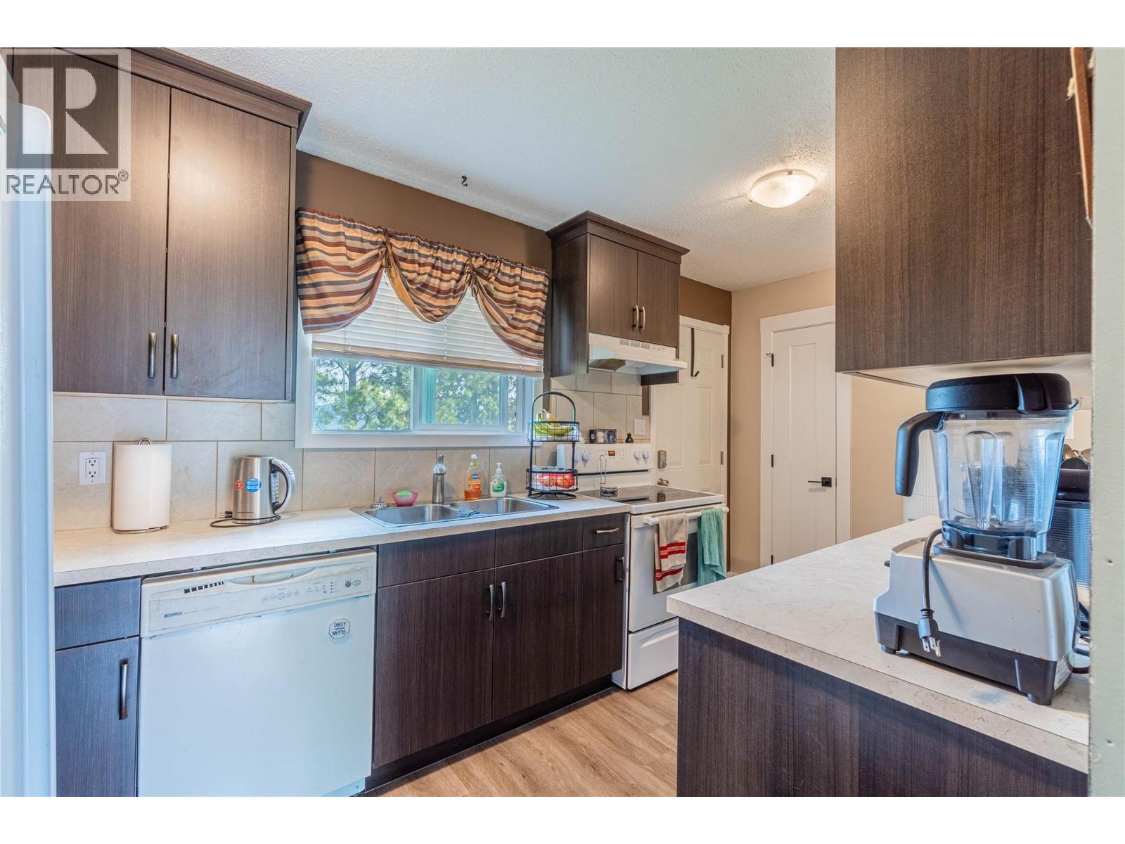 1469 Springhill Drive Unit# 9, Kamloops, British Columbia  V2E 1H5 - Photo 6 - 10389943