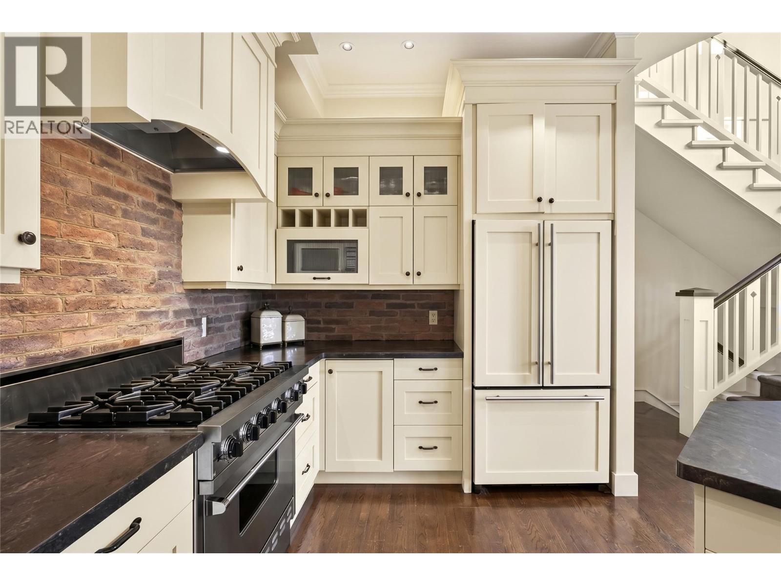 965 Westpoint Drive, Kelowna, British Columbia  V1W 2Z3 - Photo 31 - 10384999