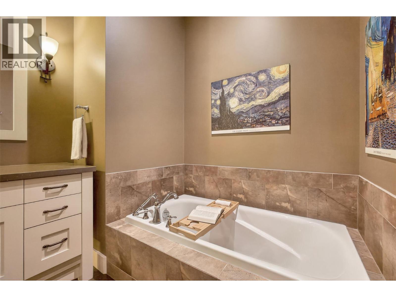 965 Westpoint Drive, Kelowna, British Columbia  V1W 2Z3 - Photo 56 - 10384999