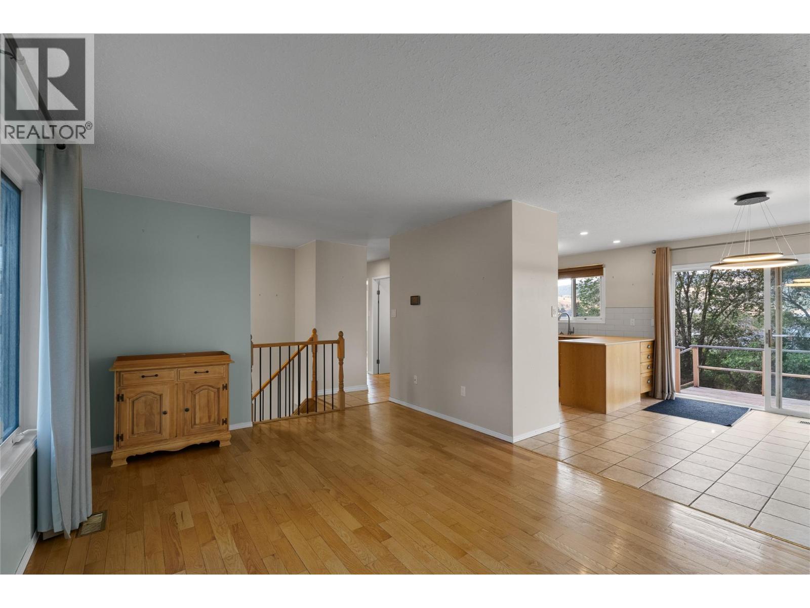 1799 Armstrong Street, Merritt, British Columbia  V1K 1E7 - Photo 14 - 10390106