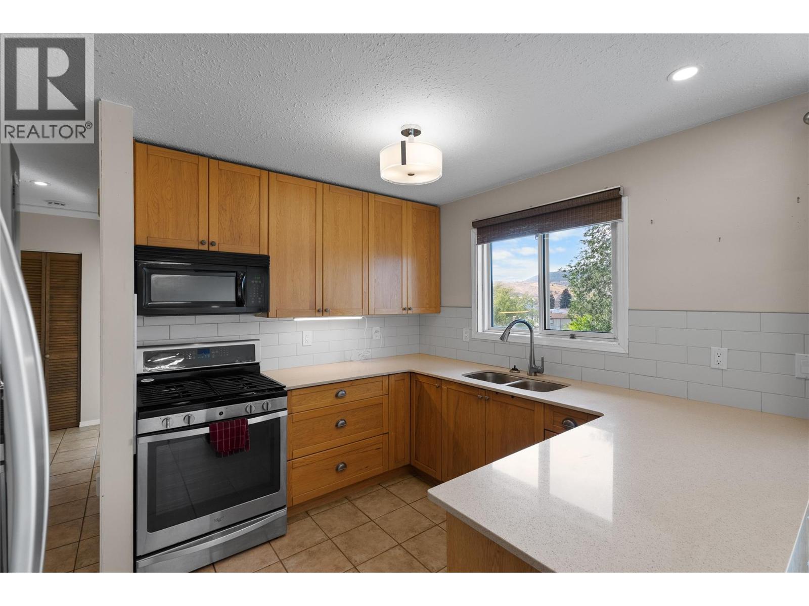 1799 Armstrong Street, Merritt, British Columbia  V1K 1E7 - Photo 20 - 10390106