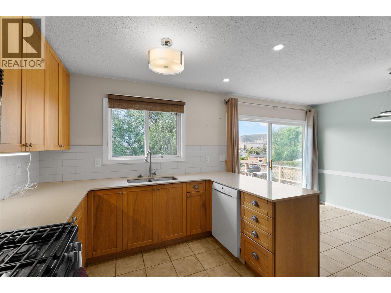 1799 Armstrong Street, Merritt, British Columbia  V1K 1E7 - Photo 21 - 10390106