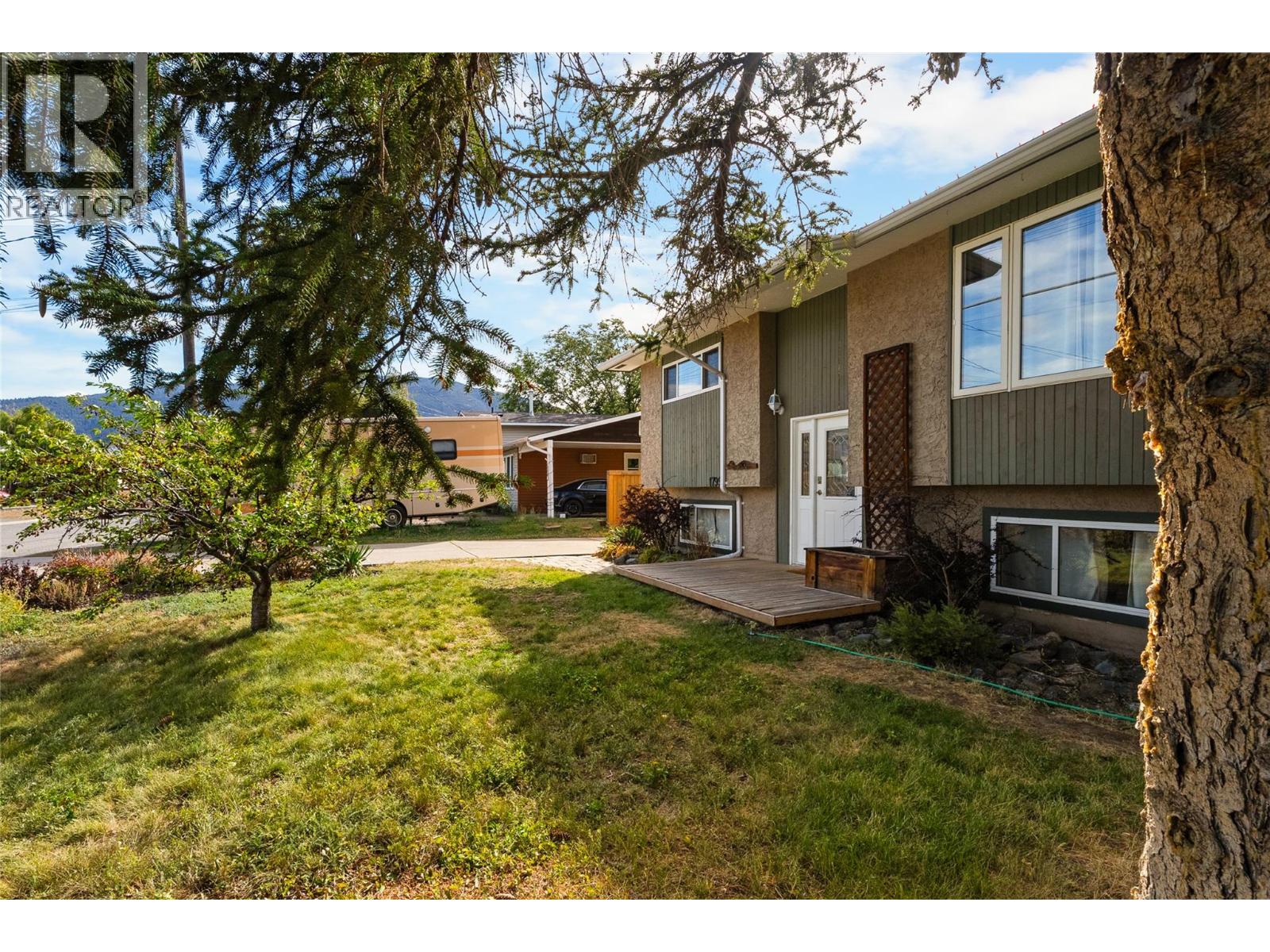 1799 Armstrong Street, Merritt, British Columbia  V1K 1E7 - Photo 67 - 10390106
