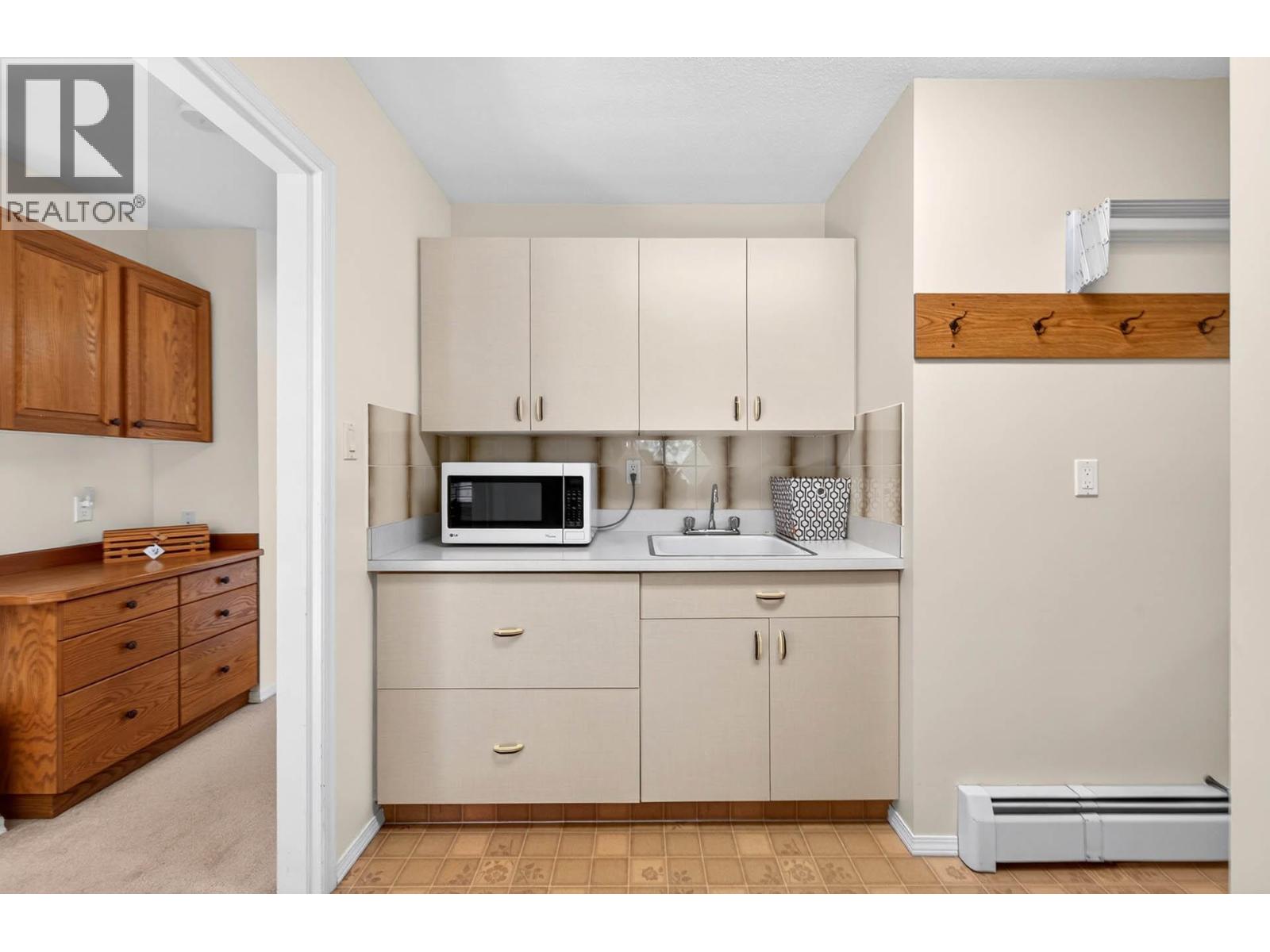 820 Anderson Terrace, Kamloops, British Columbia  V2B 6E2 - Photo 17 - 10389908