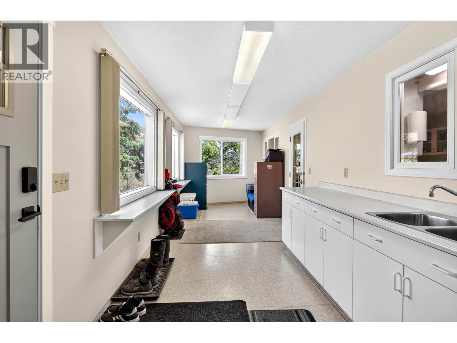820 Anderson Terrace, Kamloops, British Columbia  V2B 6E2 - Photo 19 - 10389908