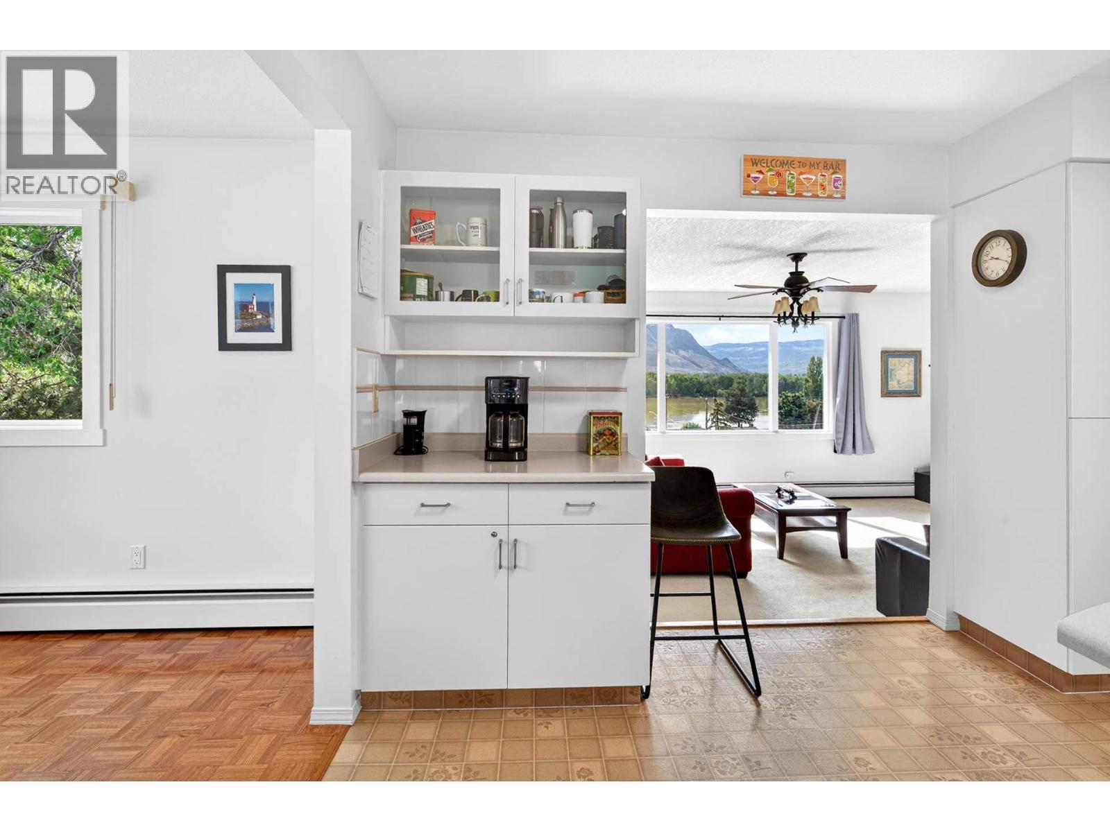 820 Anderson Terrace, Kamloops, British Columbia  V2B 6E2 - Photo 9 - 10389908