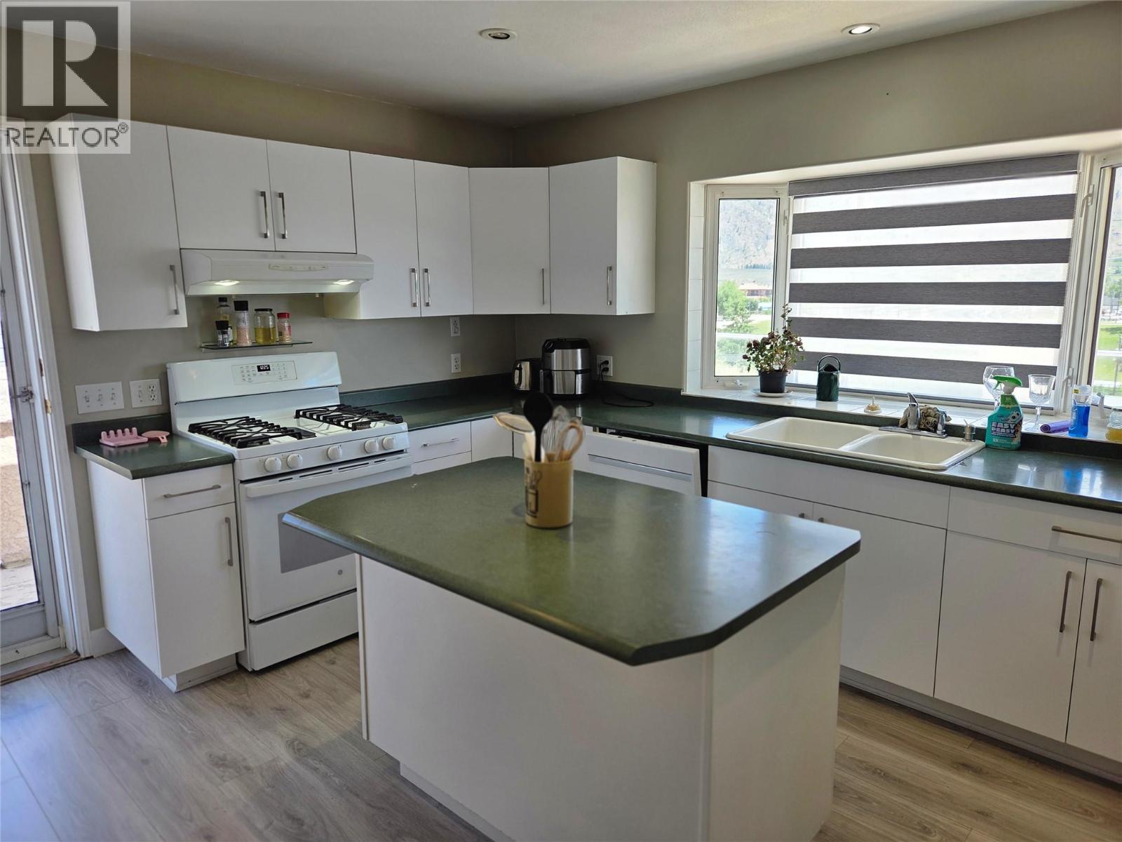 6802 Nighthawk Drive, Osoyoos, British Columbia  V0H 1V5 - Photo 11 - 10389889