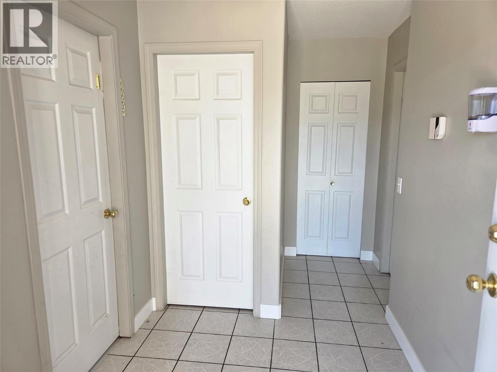 6802 Nighthawk Drive, Osoyoos, British Columbia  V0H 1V5 - Photo 4 - 10389889