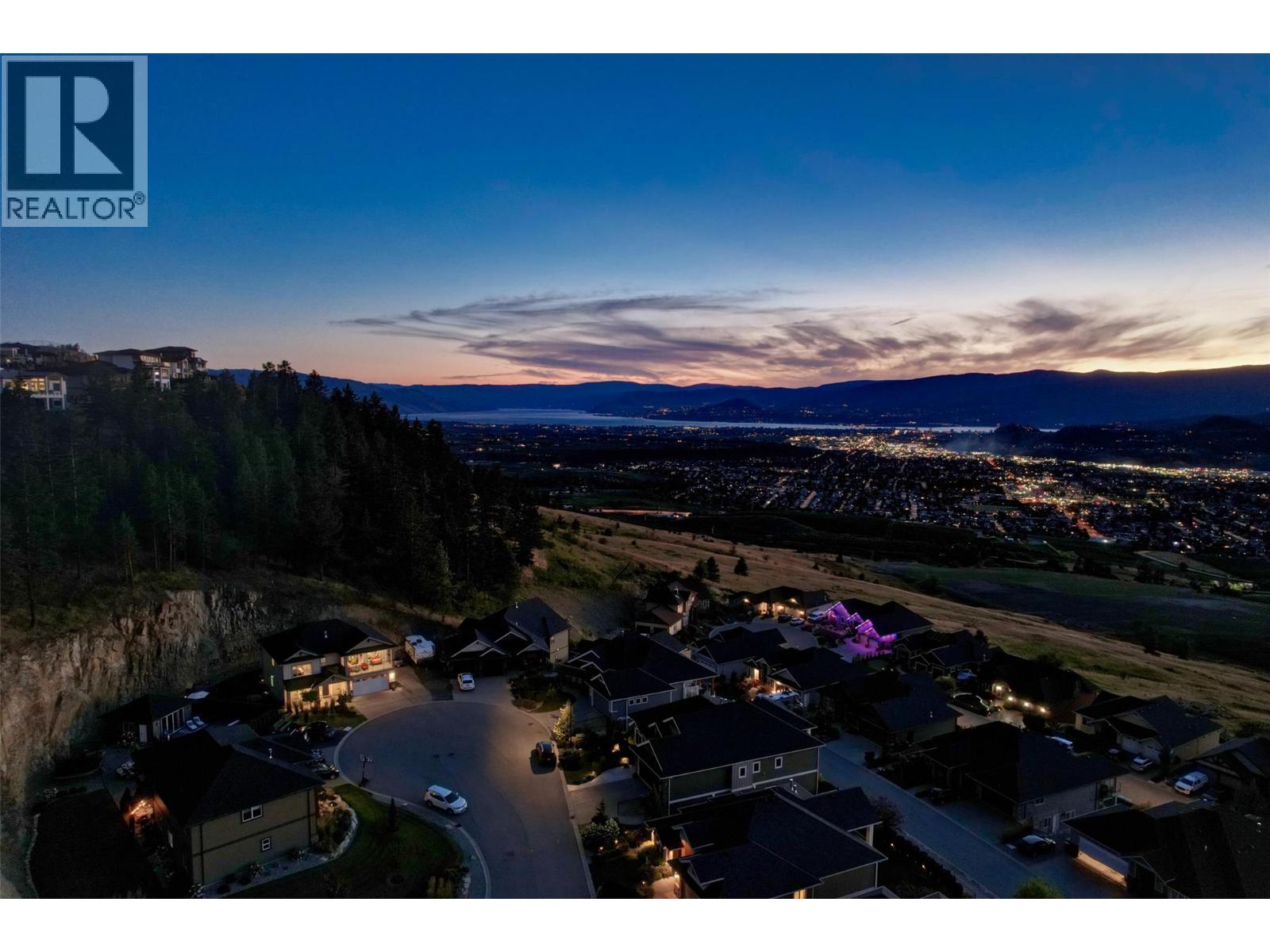 411 Prestwick Street, Kelowna, British Columbia  V1P 1T1 - Photo 1 - 10389738