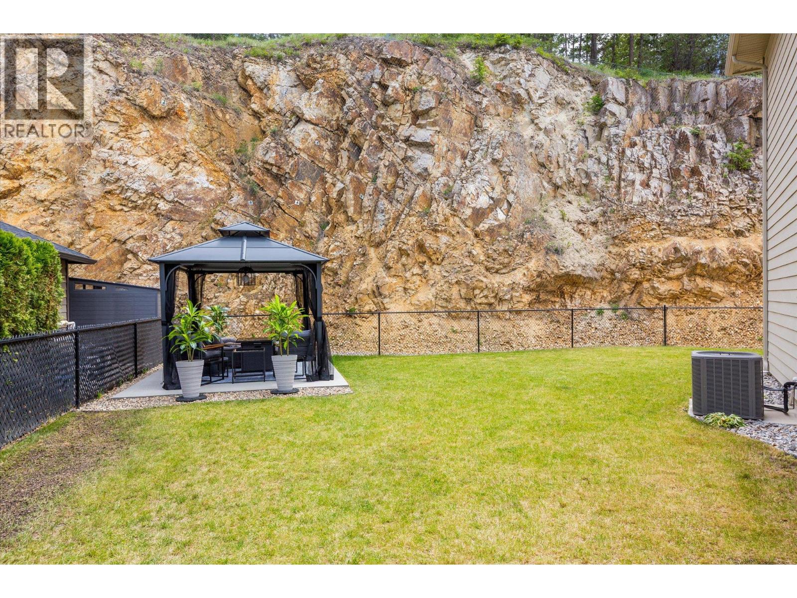411 Prestwick Street, Kelowna, British Columbia  V1P 1T1 - Photo 45 - 10389738