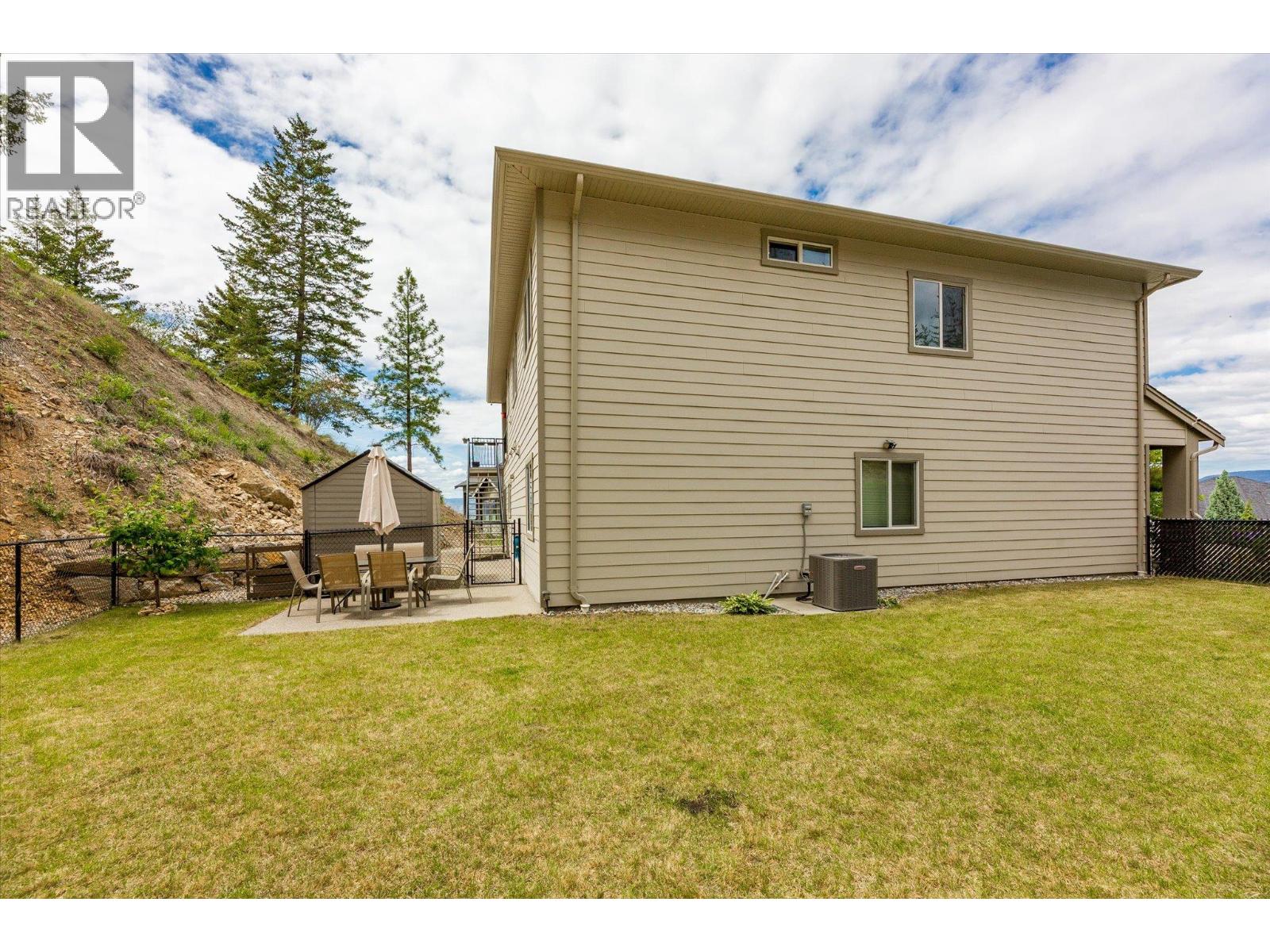 411 Prestwick Street, Kelowna, British Columbia  V1P 1T1 - Photo 46 - 10389738