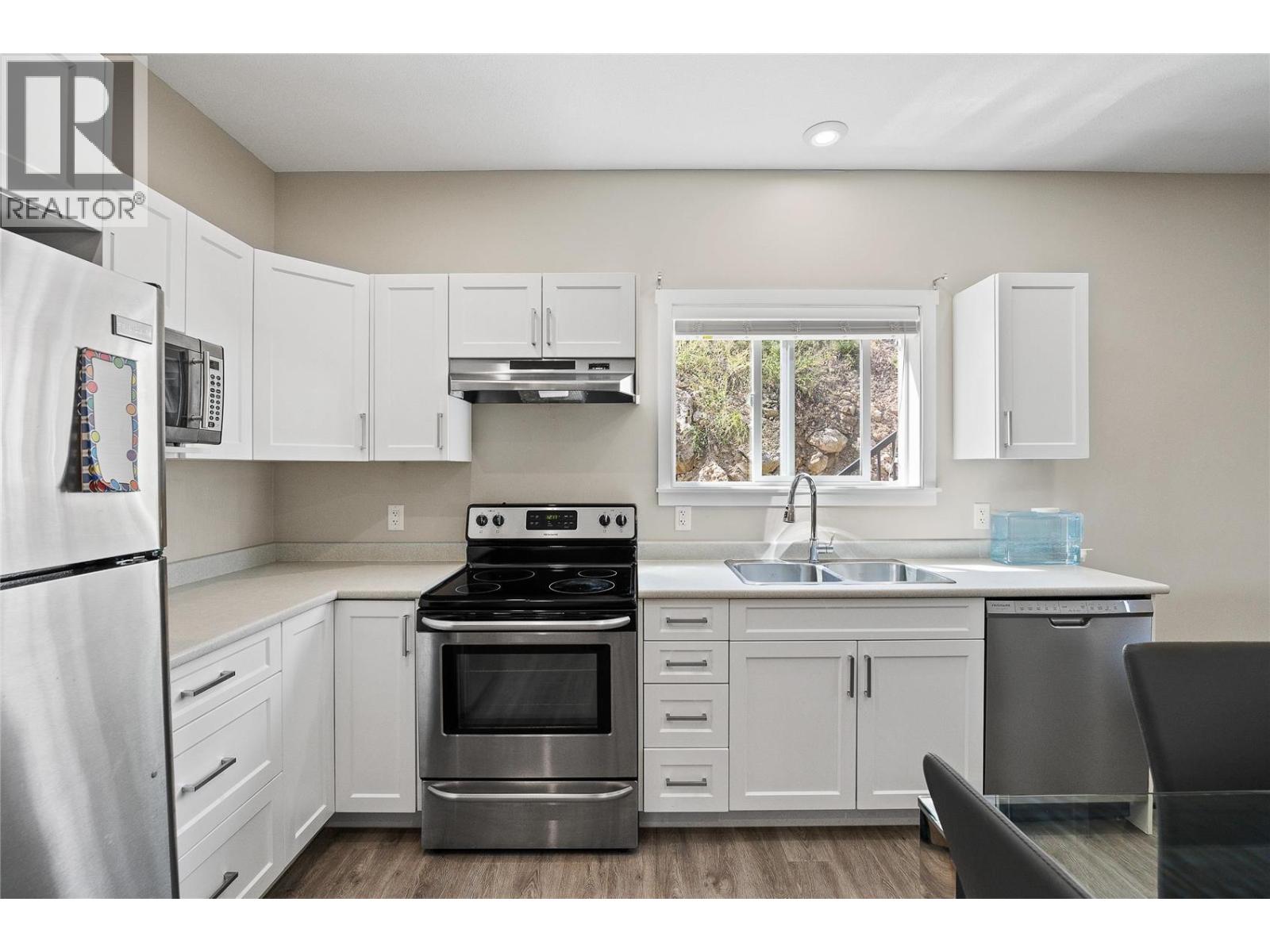 411 Prestwick Street, Kelowna, British Columbia  V1P 1T1 - Photo 55 - 10389738