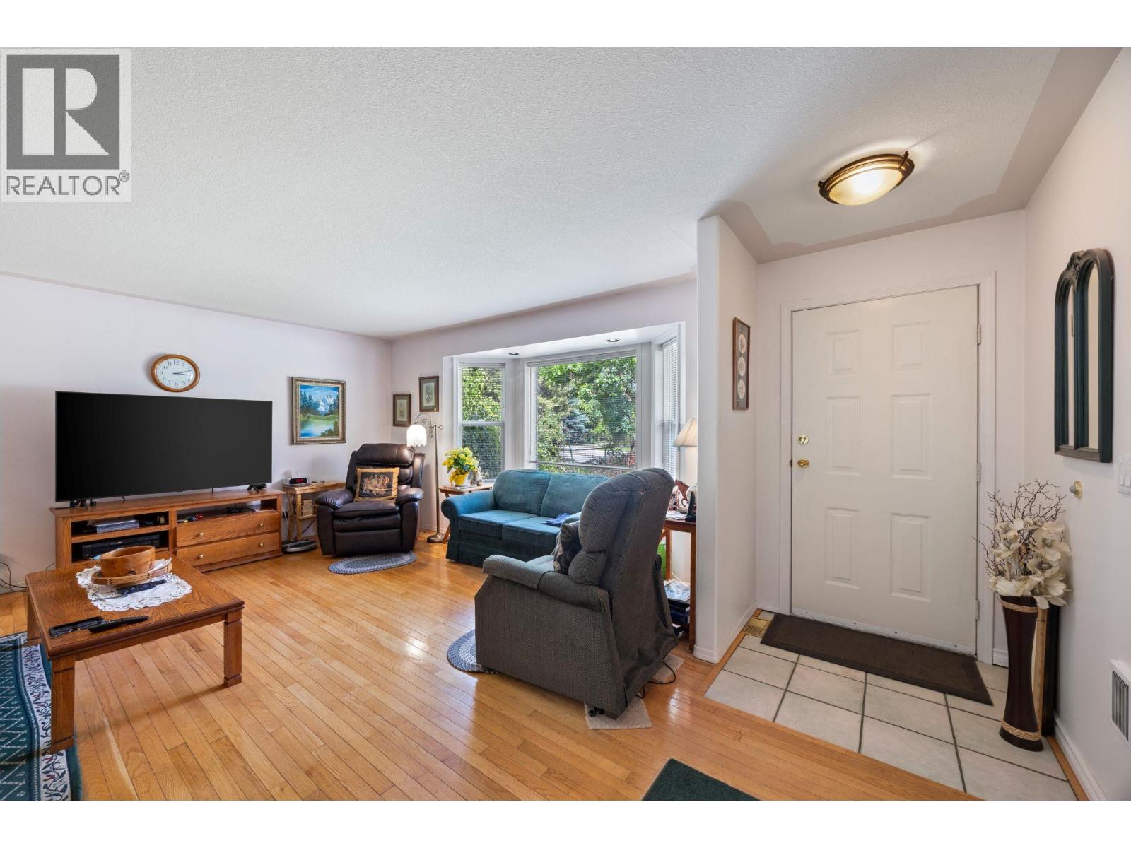 4341 Dunsmuir Road Road, Barriere, British Columbia  V0E 1E0 - Photo 4 - 10390008