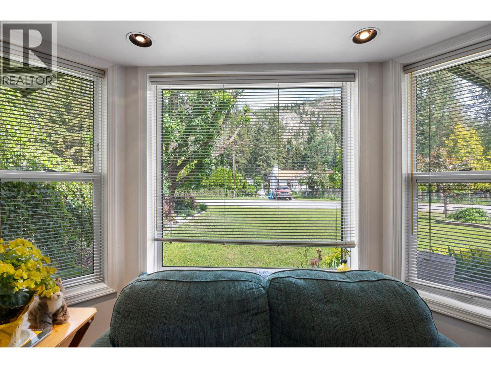 4341 Dunsmuir Road Road, Barriere, British Columbia  V0E 1E0 - Photo 6 - 10390008