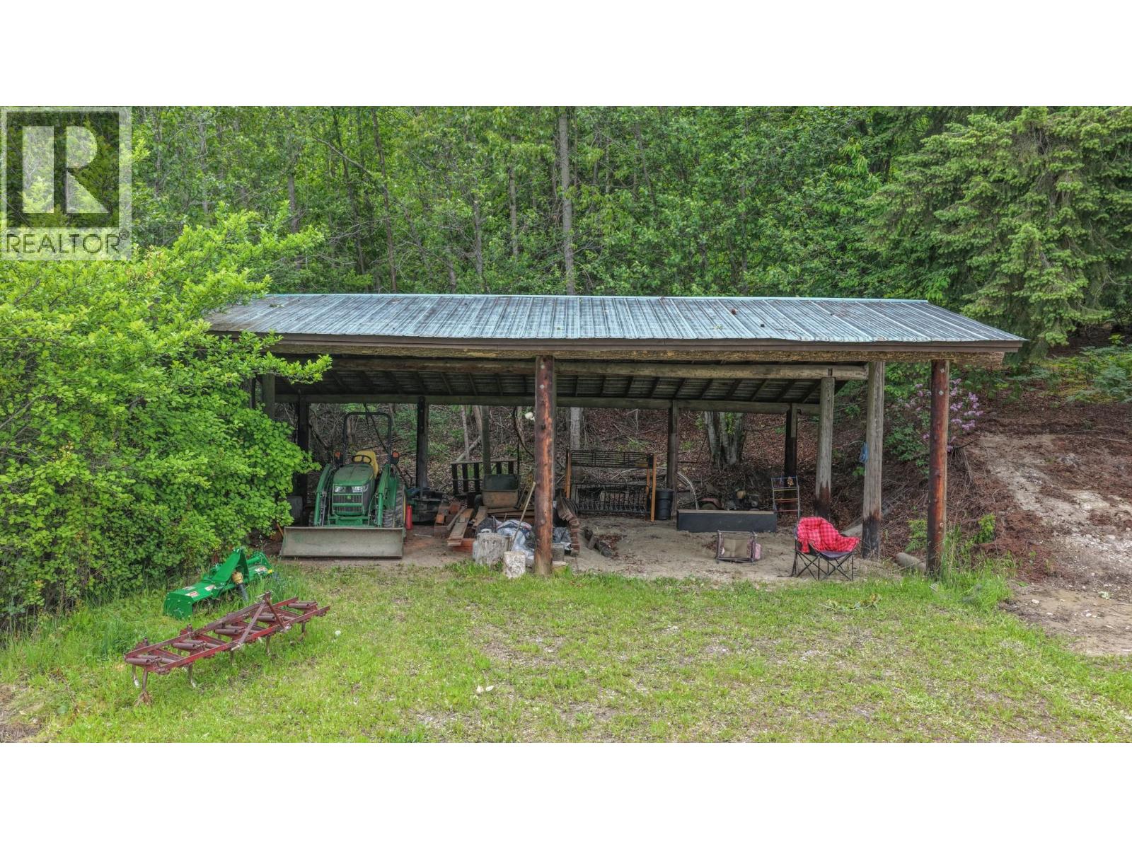 350 Lower Inonoaklin North Arm Road, Edgewood, British Columbia  V0E 1J0 - Photo 32 - 10389754