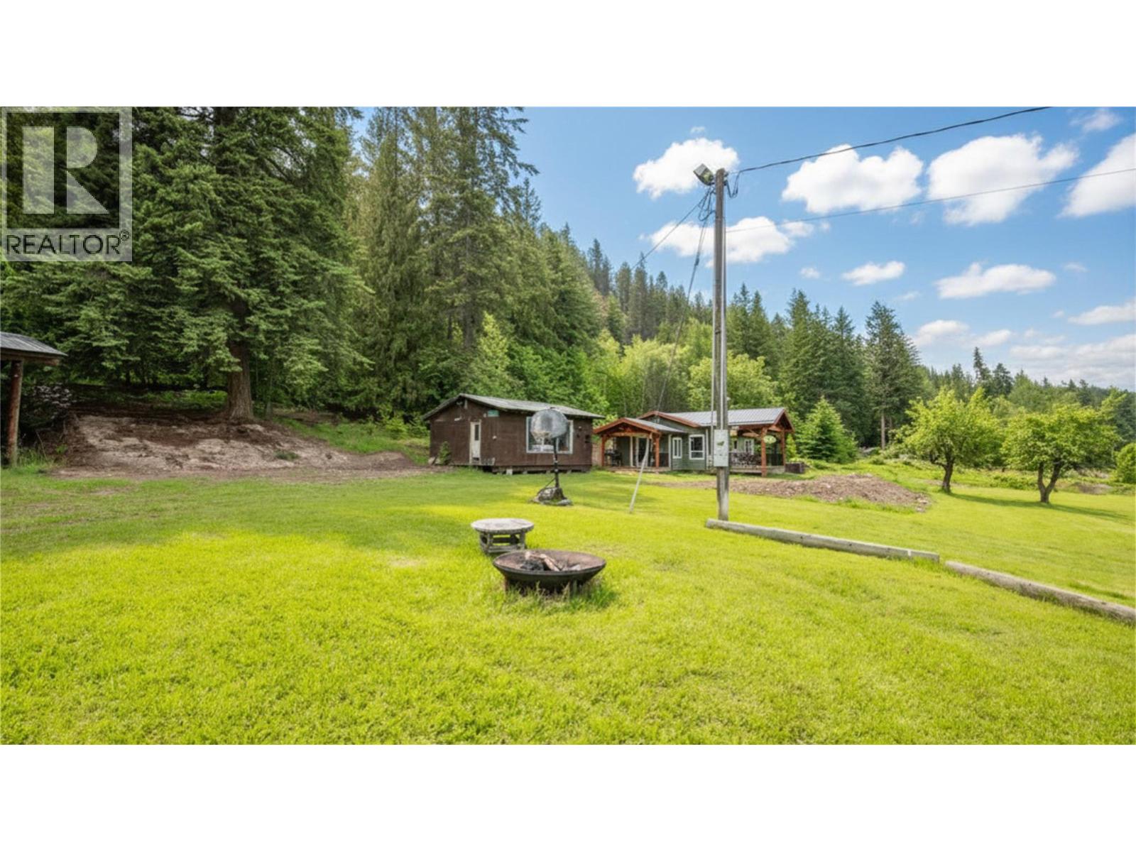 350 Lower Inonoaklin North Arm Road, Edgewood, British Columbia  V0E 1J0 - Photo 52 - 10389754