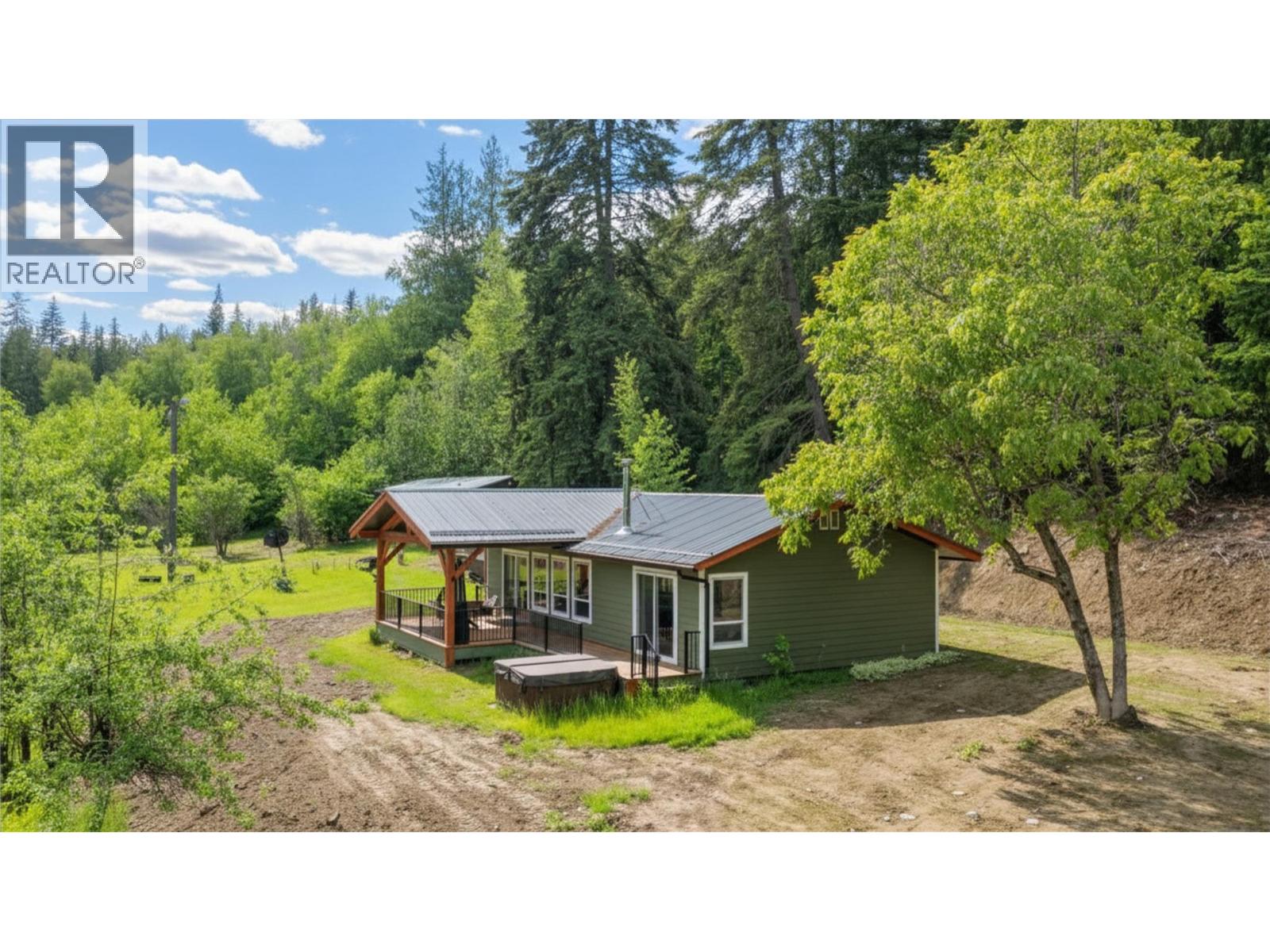 350 Lower Inonoaklin North Arm Road, Edgewood, British Columbia  V0E 1J0 - Photo 53 - 10389754