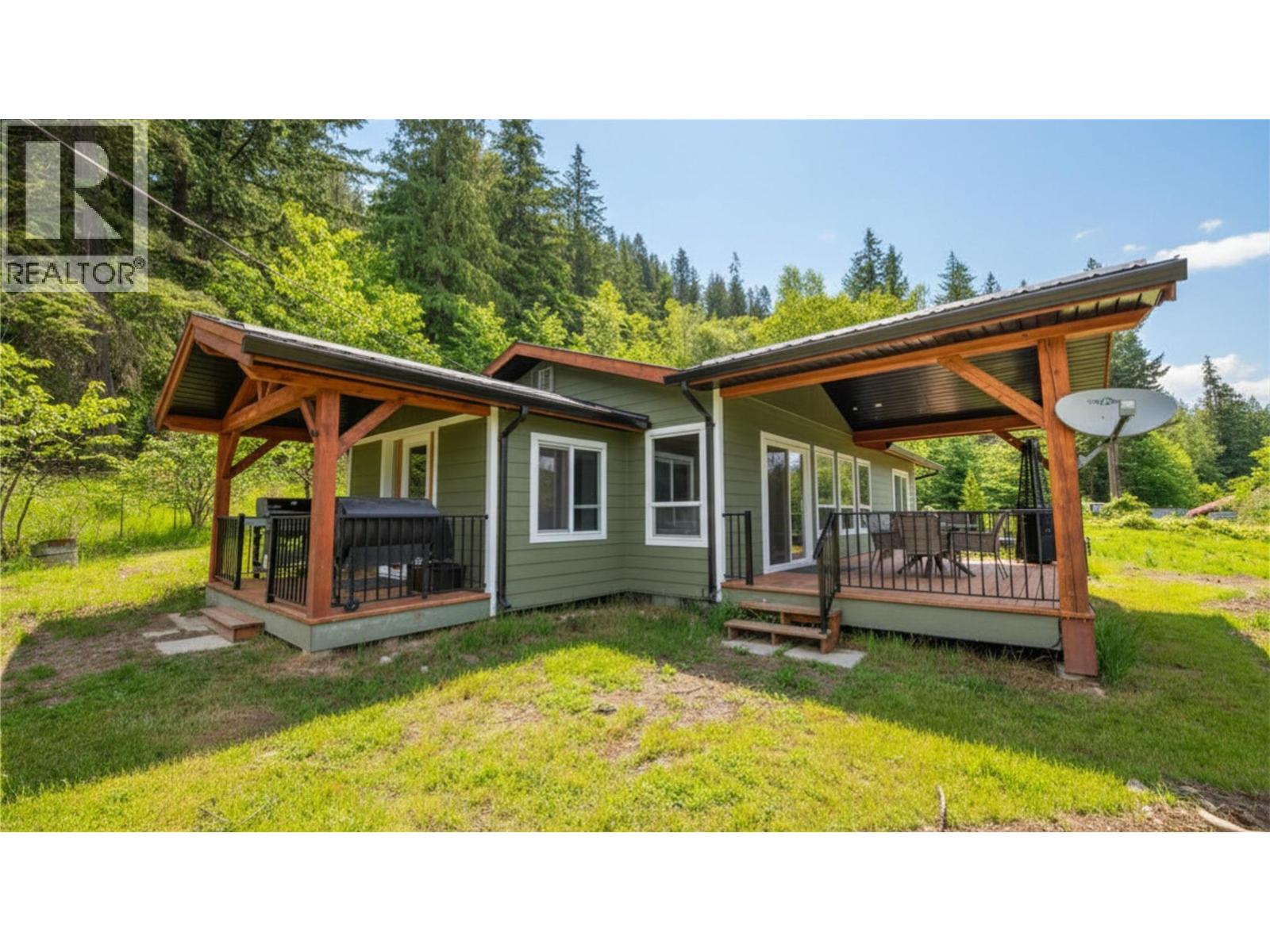 350 Lower Inonoaklin North Arm Road, Edgewood, British Columbia  V0E 1J0 - Photo 59 - 10389754