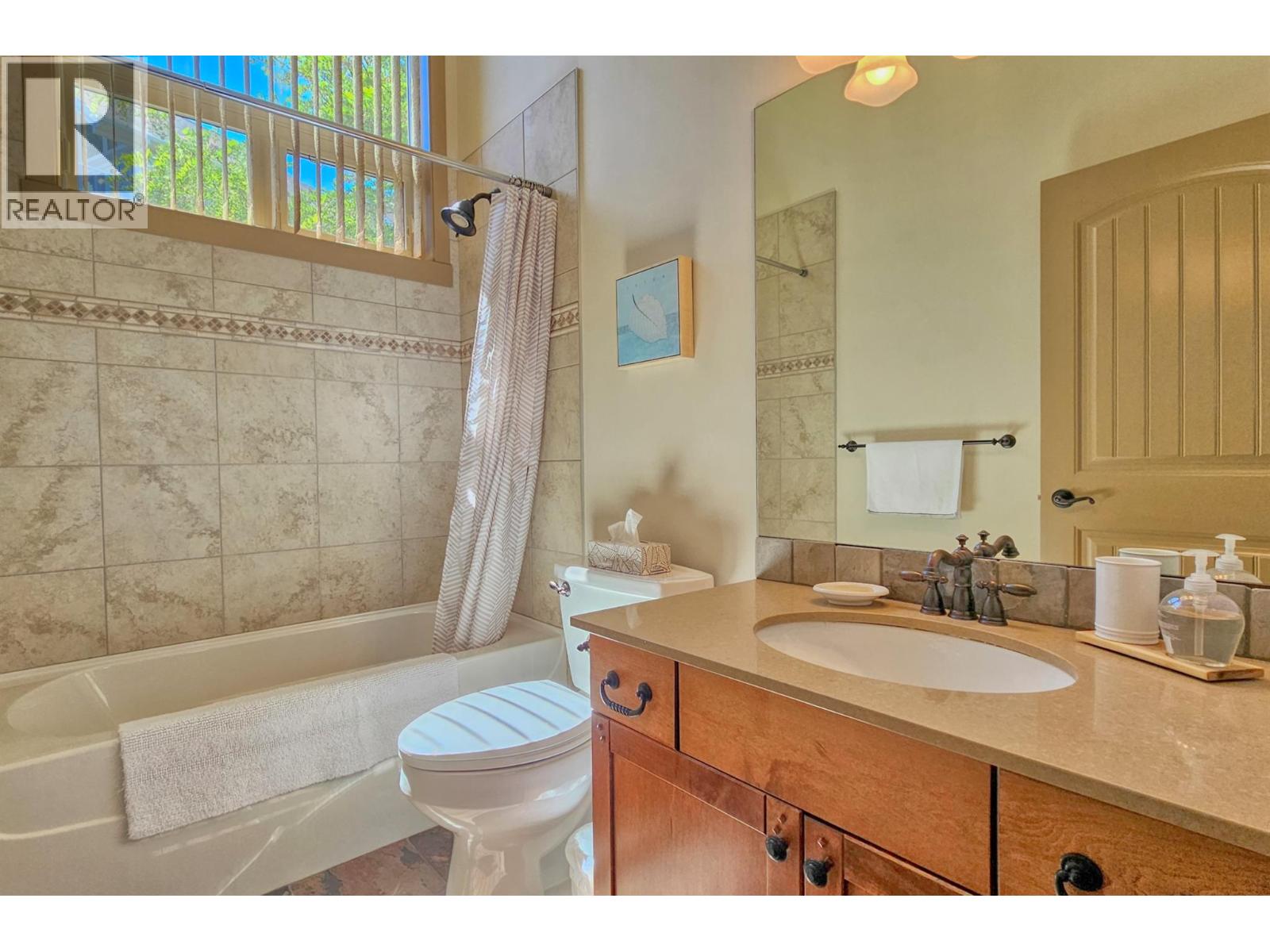 6816 Santiago Loop Unit# 164, Kelowna, British Columbia  V1Z 3R8 - Photo 17 - 10390023