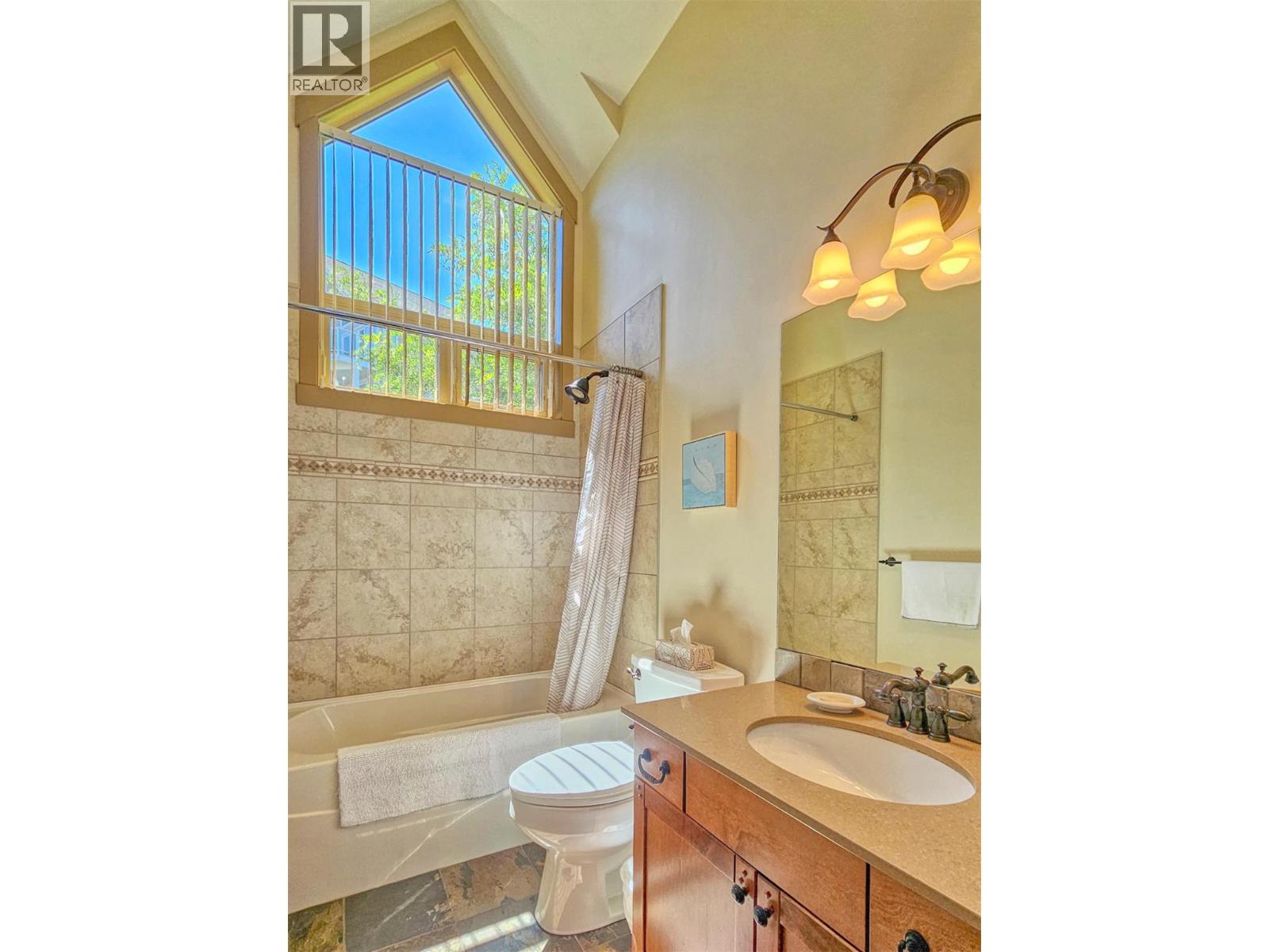 6816 Santiago Loop Unit# 164, Kelowna, British Columbia  V1Z 3R8 - Photo 18 - 10390023